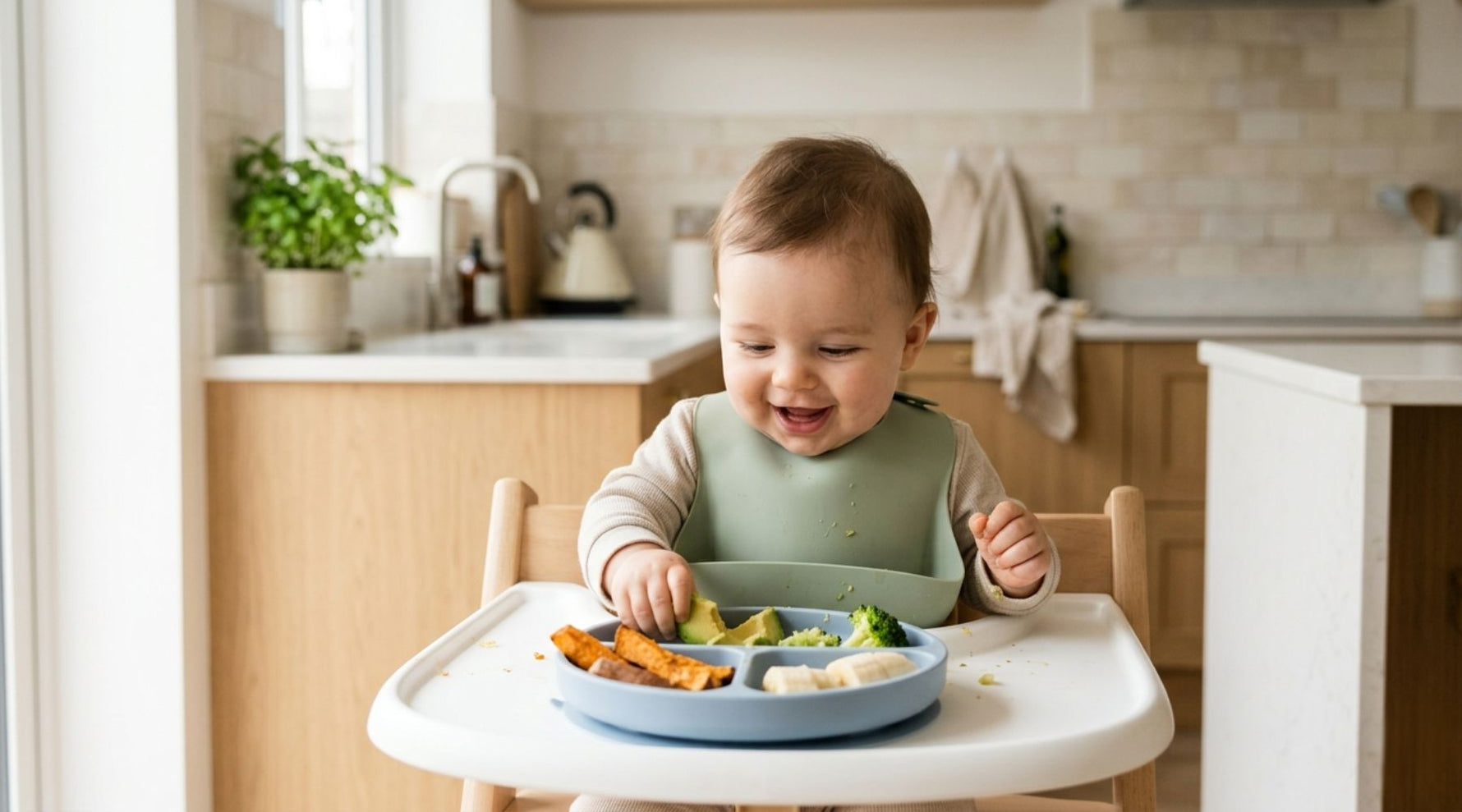 6-Month Weaning First Foods: A Complete Starter Guide for UK Parents
